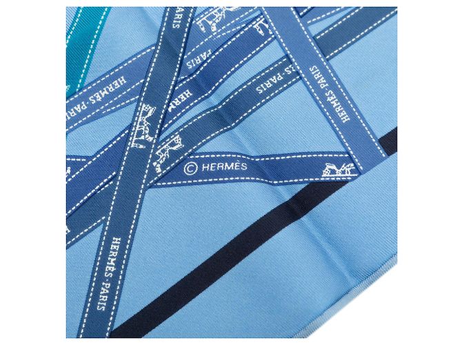 Foulard di seta triangolare Hermès Bolduc Pointu Blue - vista 7