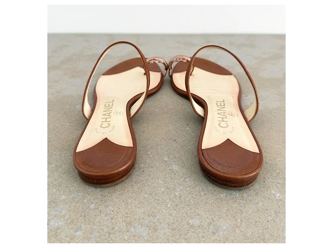 Chanel Sandali bassi in pelle marrone - vista 5