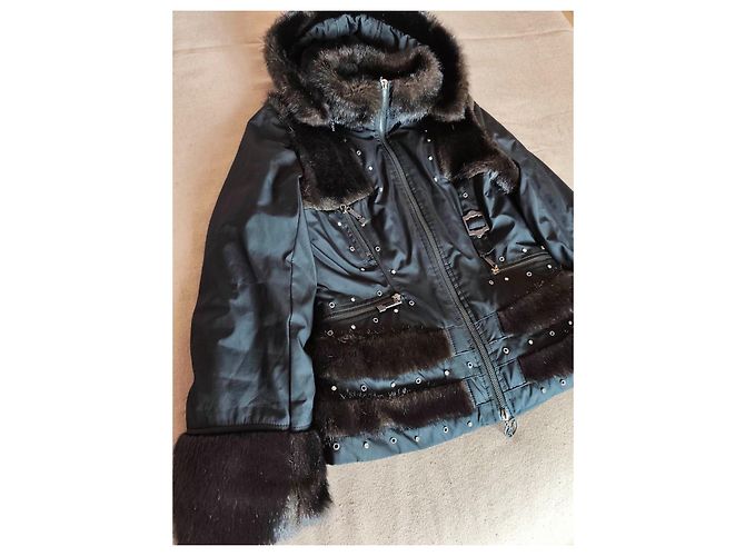 Christian Dior Giacca Nera in Cotone e Lycra con Pelliccia Sintetica - vista 2
