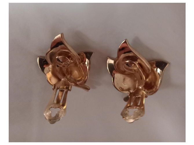 Christian Dior Orecchini Foglia 3D Oro e Smalto Nero - vista 10