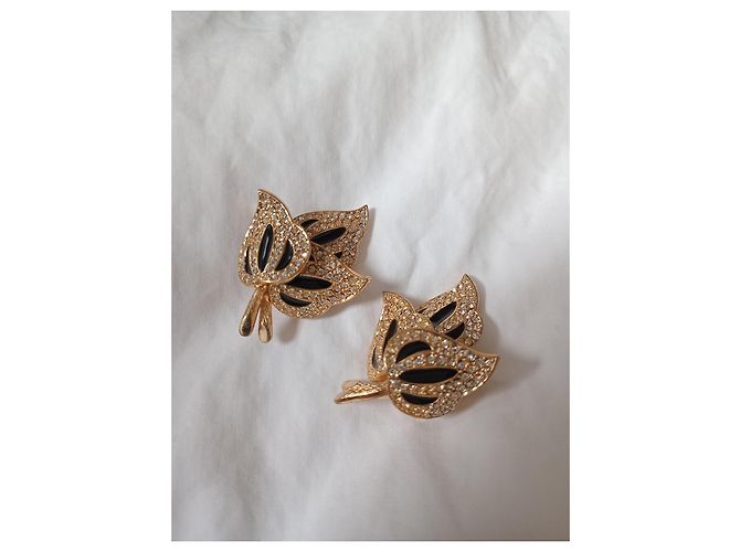 Christian Dior Orecchini Foglia 3D Oro e Smalto Nero - vista 2