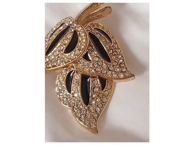 Christian Dior Orecchini Foglia 3D Oro e Smalto Nero - vista 4