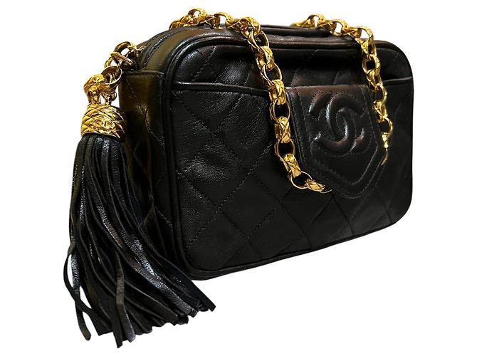 1989 Chanel CC gesteppte Lammleder Camera Bag mit Quaste - Ansicht 2