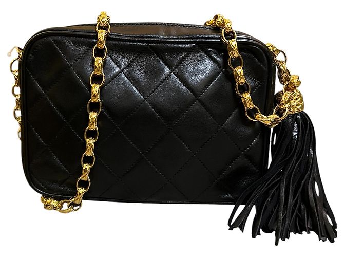 1989 Chanel CC gesteppte Lammleder Camera Bag mit Quaste - Ansicht 4