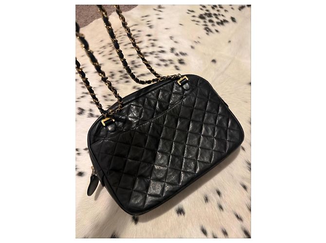Chanel gesteppte Schultertasche aus Lammleder - Ansicht 12