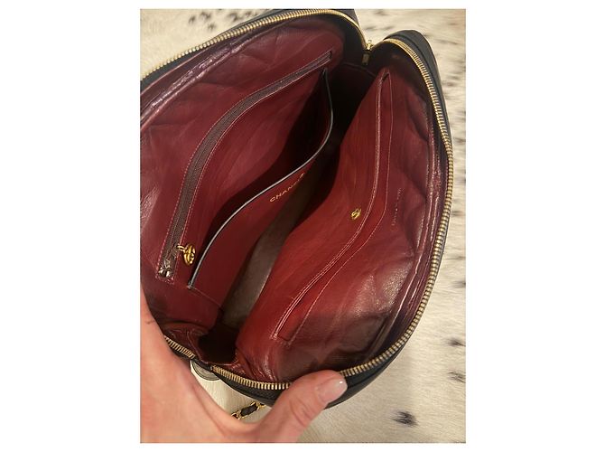 Chanel gesteppte Schultertasche aus Lammleder - Ansicht 13