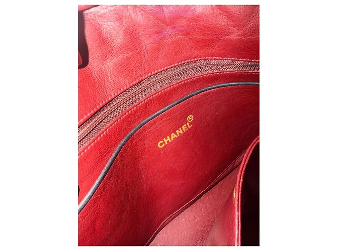 Chanel gesteppte Schultertasche aus Lammleder - Ansicht 15