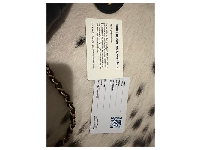 Chanel gesteppte Schultertasche aus Lammleder - Ansicht 7
