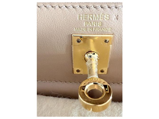 Hermès Kelly 25 Sellier Limited Padded Chai Gold - vista 8