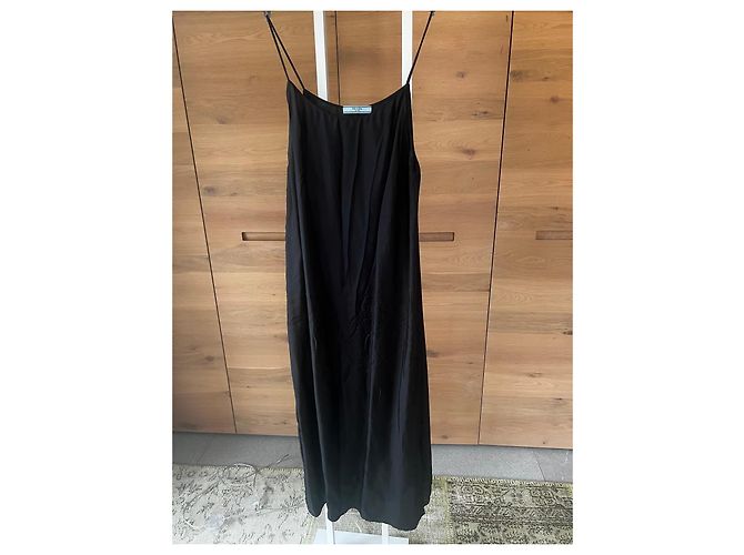Prada Langes Kleid aus Silbernem Metallic-Strick mit Applikationen - Ansicht 6