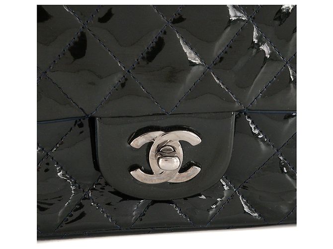 CHANEL - Borsa a tracolla Classic/Timeless Mini Rectangle Chanel in pelle verniciata kaki - vista 5