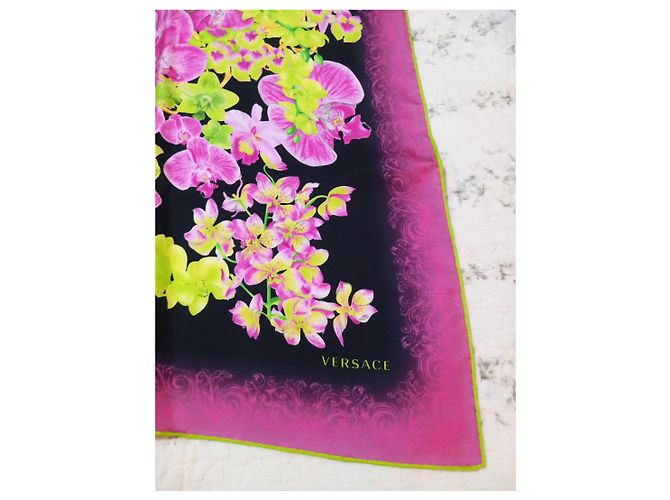 Foulard Versace in seta stampa floreale - vista 3