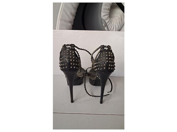 Burberry Décolleté Platform Pelle Nera Borchie - vista 2