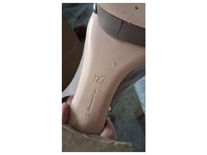 Gianvito Rossi Sandali platform in pelle taupe - vista 5