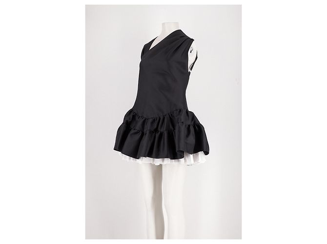 Autre Marque SHUSHU/TONG Schwarzes Wollkleid mit Rüschen - Ansicht 4
