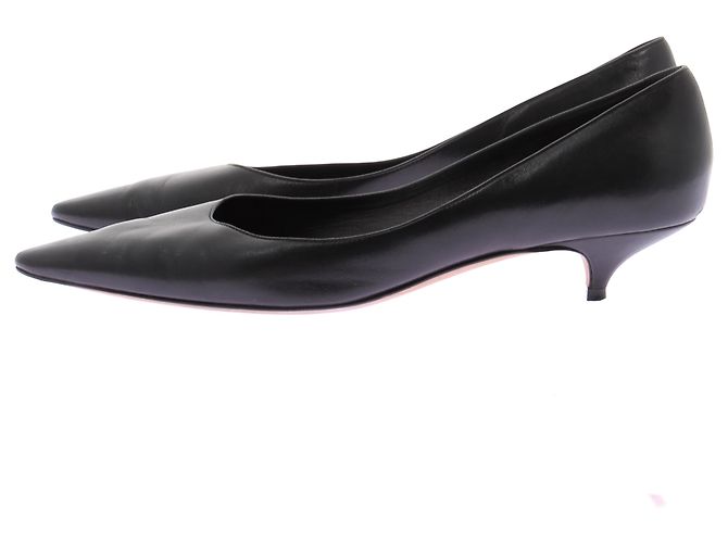 The row Schwarze Leder-Pumps - Ansicht 2