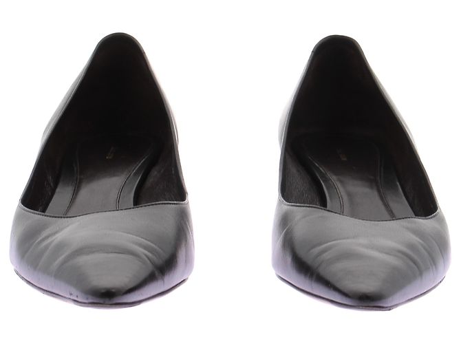 The row Schwarze Leder-Pumps - Ansicht 3