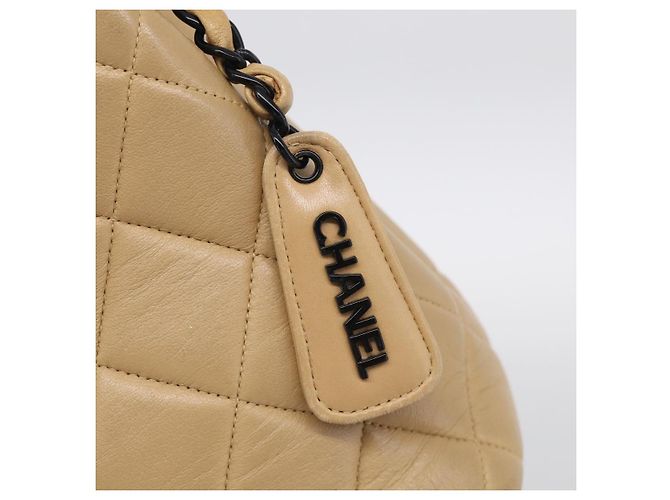 CHANEL Matelasse Chain Shoulder Bag Lamb Skin Beige Black CC - vista 14