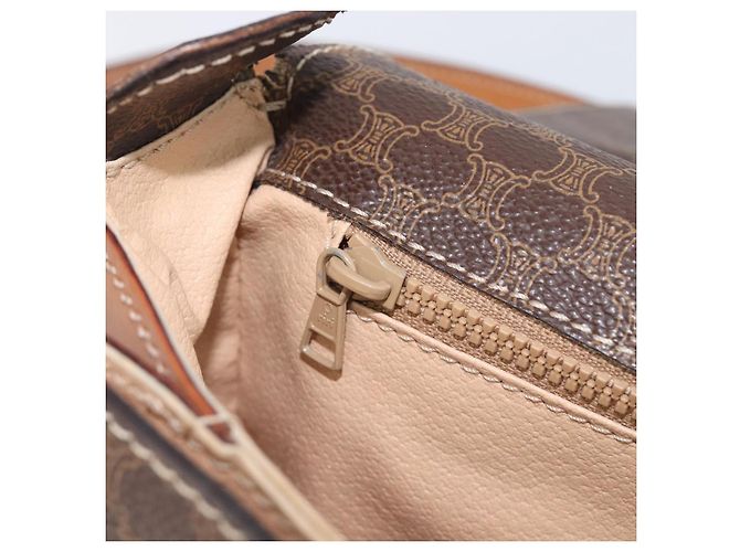 Céline CELINE Macadam Canvas Shoulder Bag PVC Leather Brown Gold - vista 25