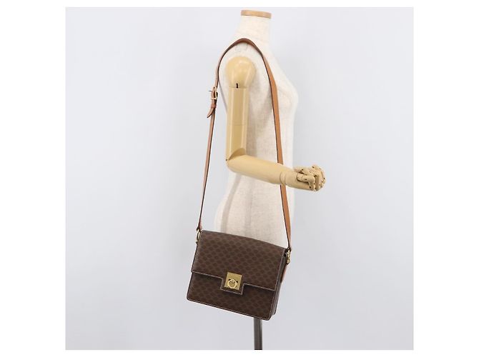 Céline CELINE Macadam Canvas Shoulder Bag PVC Leather Brown Gold - vista 29