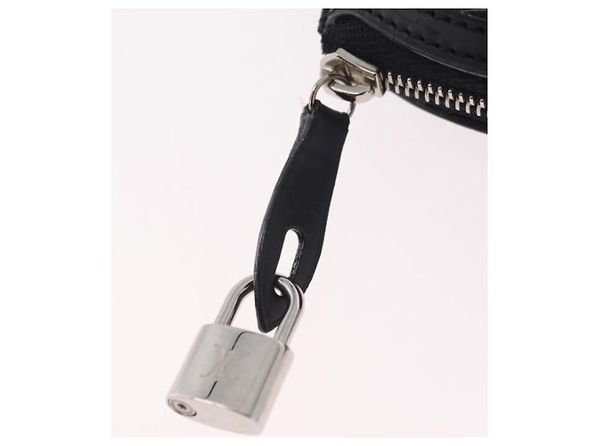 LOUIS VUITTON Epi Mini Lockit Charm Black LV - vista 14