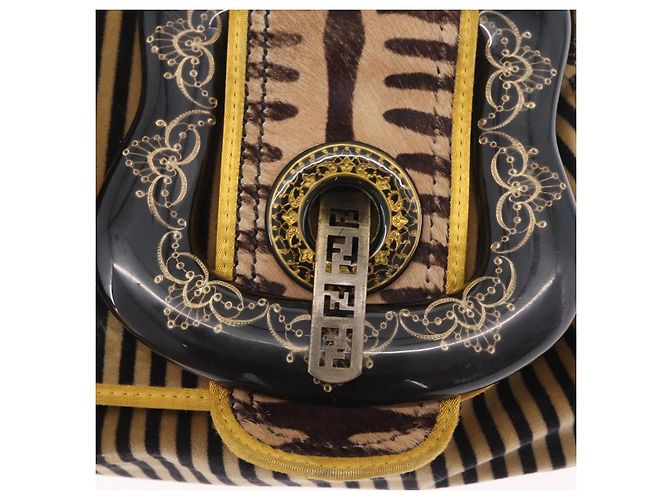 FENDI Chain Shoulder Bag Velvet Beige - vista 16
