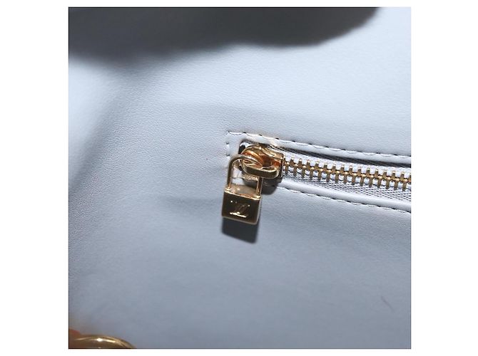 LOUIS VUITTON Monogram Vernis Houston Hand Bag Gris M91053 LV - vista 21