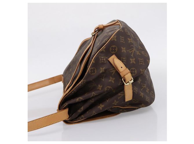 LOUIS VUITTON Monogram Saumur 35 Shoulder Bag M42254 LV - vista 3