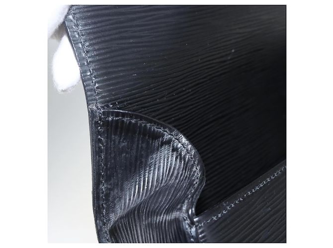Saint-Cloud LOUIS VUITTON Epi Saint Cloud GM Shoulder Bag Black Noir M52192 LV - vista 20