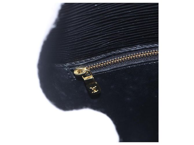 Saint-Cloud LOUIS VUITTON Epi Saint Cloud GM Shoulder Bag Black Noir M52192 LV - vista 22