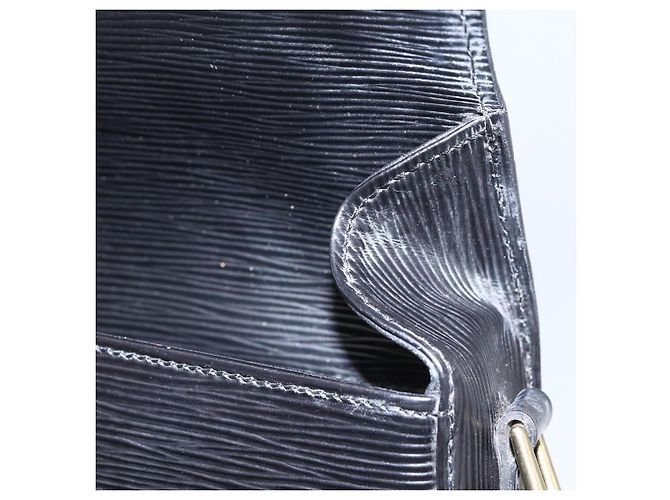 Saint-Cloud LOUIS VUITTON Epi Saint Cloud GM Shoulder Bag Black Noir M52192 LV - vista 9