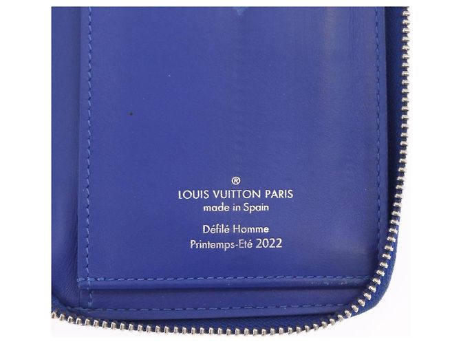 LOUIS VUITTON Taurillon Clemence Illusion Zippy Wallet Vertical - vista 17