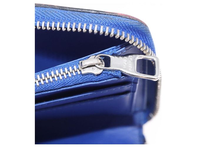 LOUIS VUITTON Taurillon Clemence Illusion Zippy Wallet Vertical - vista 22
