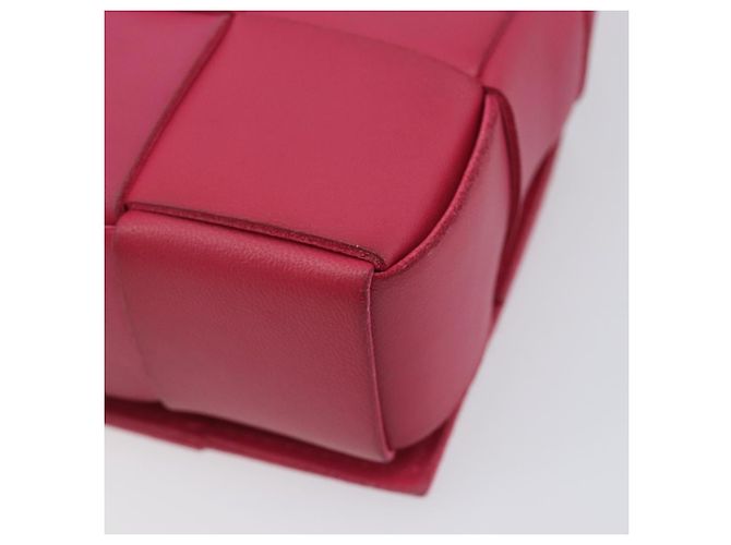 Bottega Veneta MAXI INTRECCIATO Cassette Mini Shoulder Bag Leather - vista 13