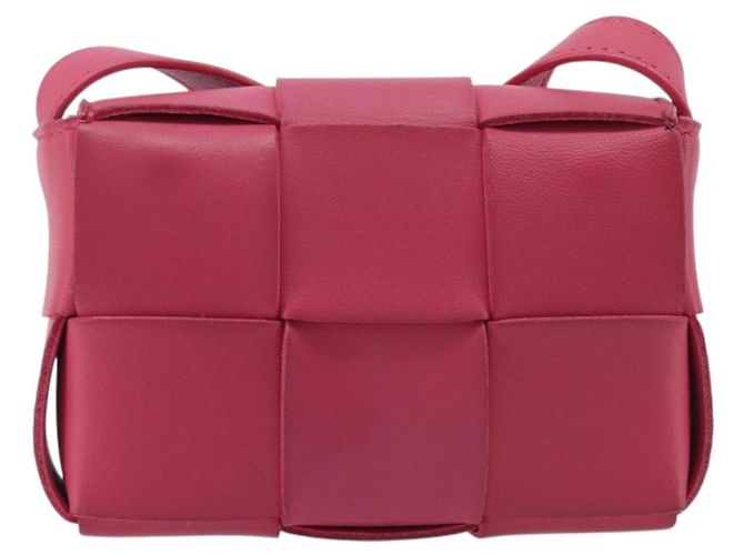 Bottega Veneta MAXI INTRECCIATO Cassette Mini Shoulder Bag Leather - vista 3