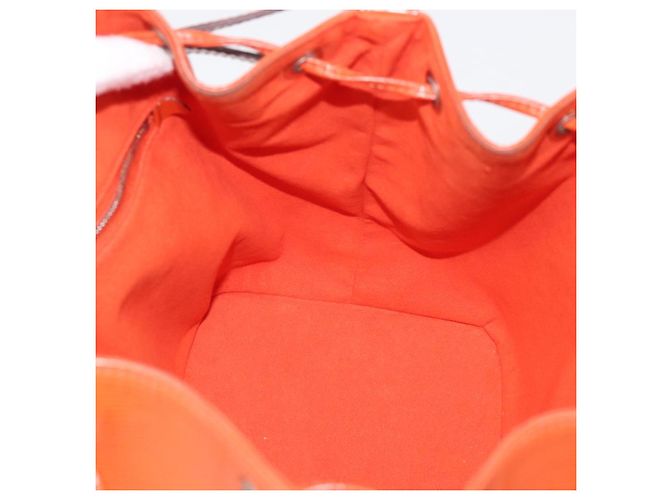 LOUIS VUITTON Epi Petit Noe Shoulder Bag Orange Pimon LV - vista 18