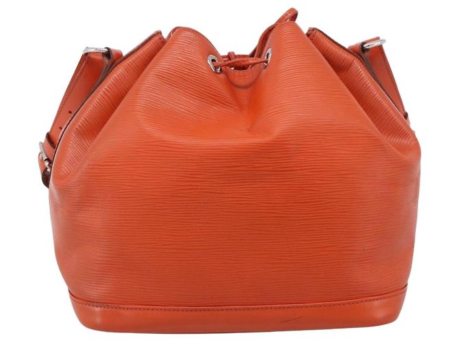 LOUIS VUITTON Epi Petit Noe Shoulder Bag Orange Pimon LV - vista 3