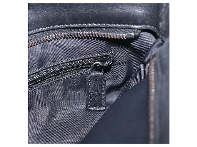 GUCCI GuccissimaGG Shoulder Bag Leather Black Silver 161822 - vista 20