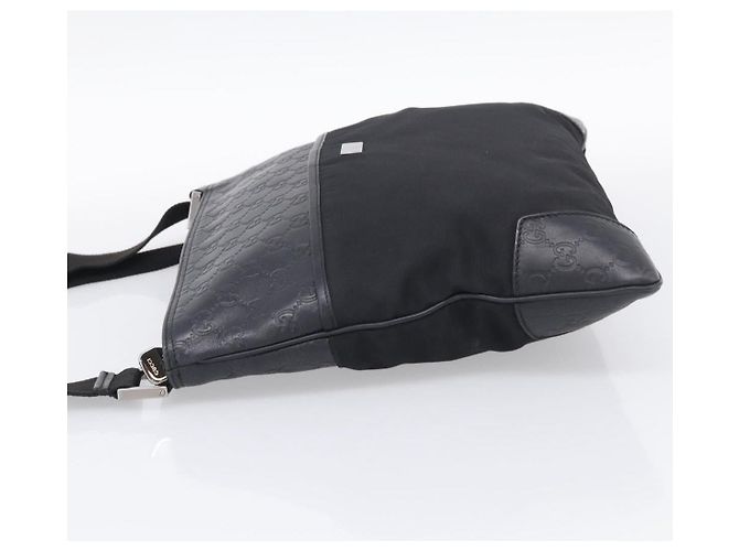 GUCCI GuccissimaGG Shoulder Bag Leather Black Silver 161822 - vista 4