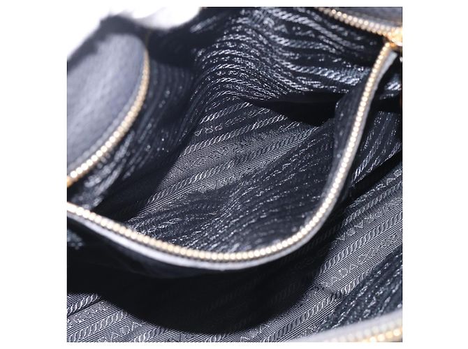 PRADA Handtasche Leder Schwarz Goldfarben - Ansicht 28
