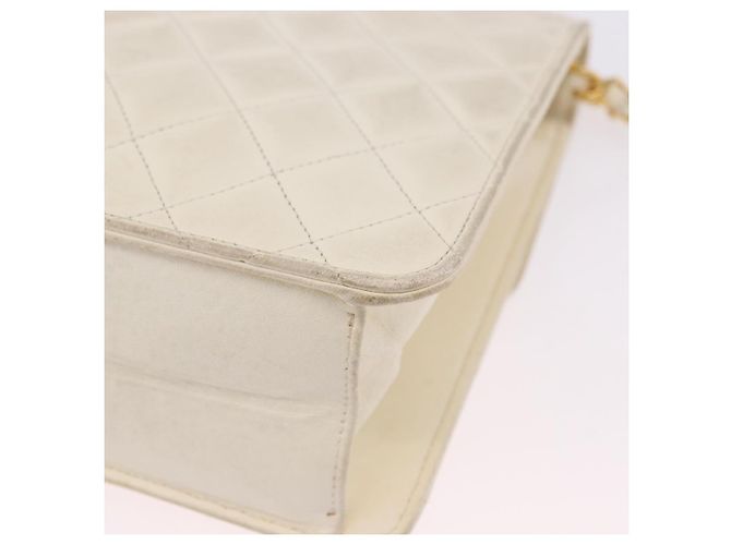 CHANEL Matelasse Chain Shoulder Bag Lamb Skin White Gold CC - vista 17