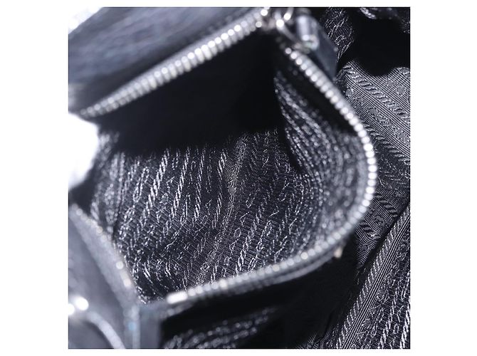 PRADA Bolsa de Ombro Studs Nylon Preto Prata - vista 25