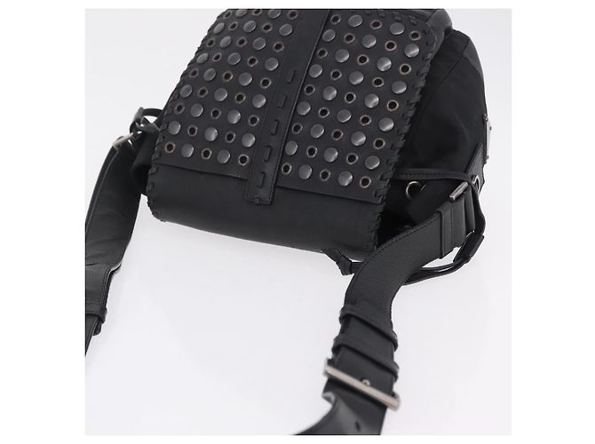 PRADA Bolsa de Ombro Studs Nylon Preto Prata - vista 6