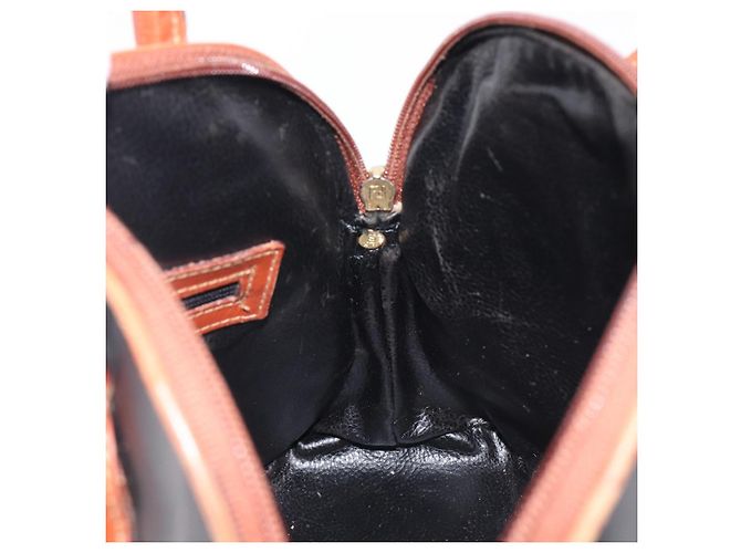 FENDI Pecan Hand Bag PVC 2way Black Gold Tone - vista 26