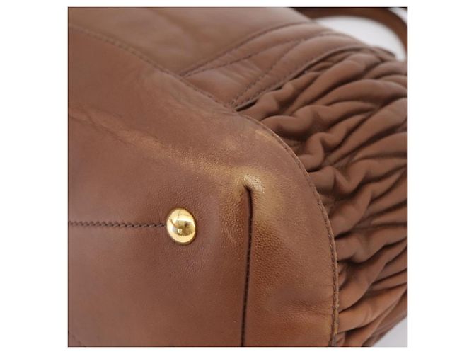 Miu Miu Matelasse Hand Bag Leather 2way Brown Gold - vista 10