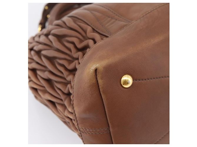 Miu Miu Matelasse Hand Bag Leather 2way Brown Gold - vista 17