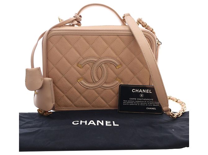Chanel Beige Medium Caviar CC Filigree Vanity Case - vista 5