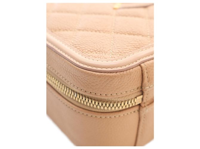 Chanel Beige Medium Caviar CC Filigree Vanity Case - vista 9