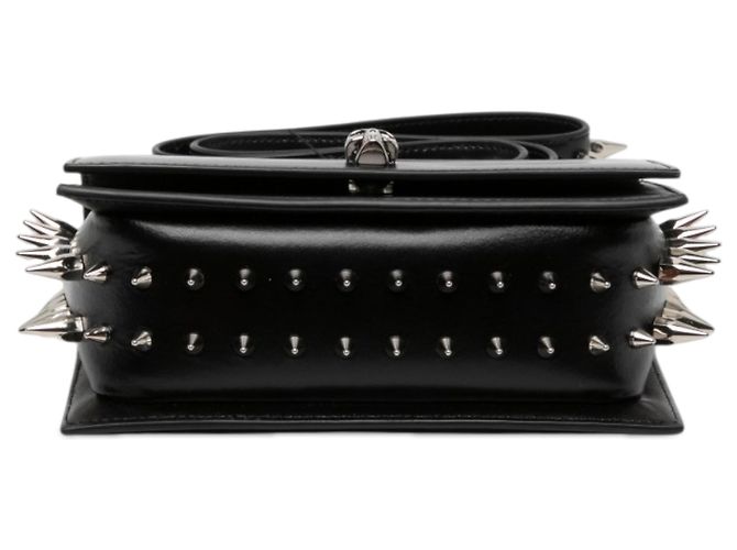 Alexander McQueen Borsa a tracolla Biker Skull piccola in pelle di vitello liscia nera - vista 3