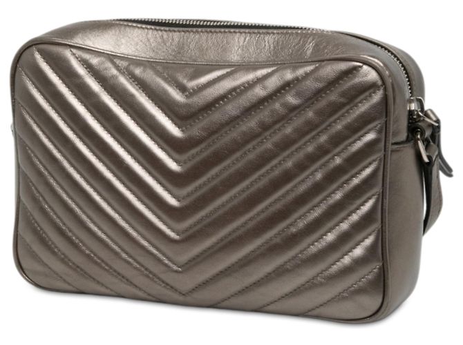 Autre Marque Saint Laurent Lou Camera Bag Monogram aus grauem Metallic-Leder gesteppt - Ansicht 2